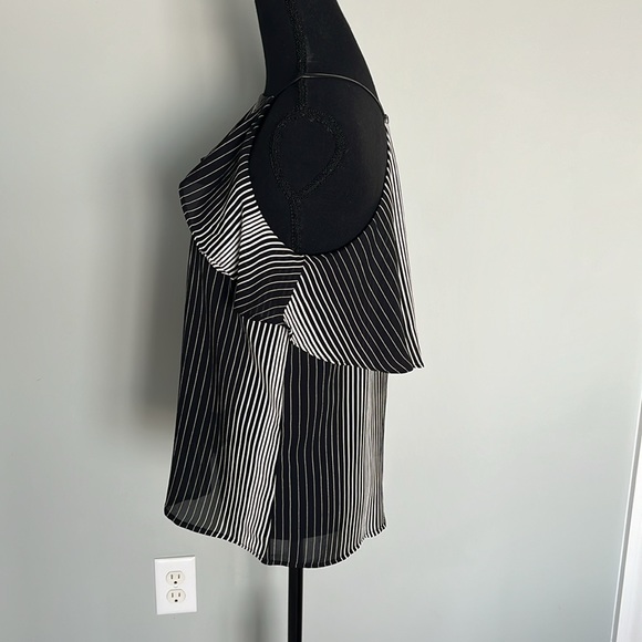 Dressy tank - Picture 2 of 4